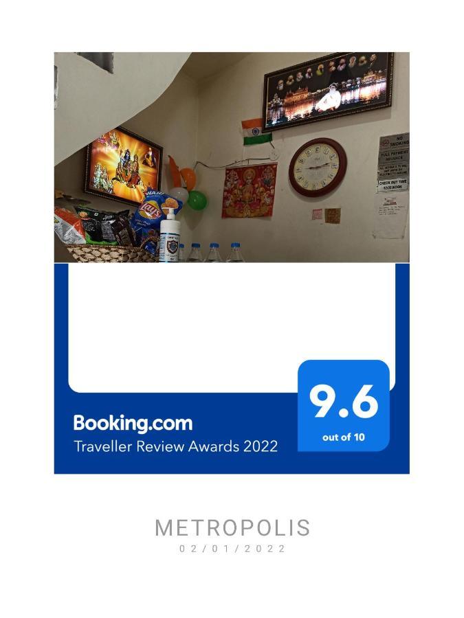 4N Homestay- Golden Temple View 암리차르 외부 사진